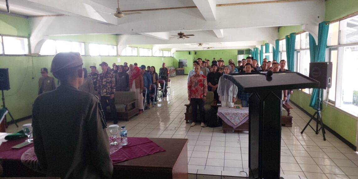 Dengarkan Masukan, Aduan Masyrakat Polsek Cisaat Gelar “Ngariung Sareng Kapolsek”