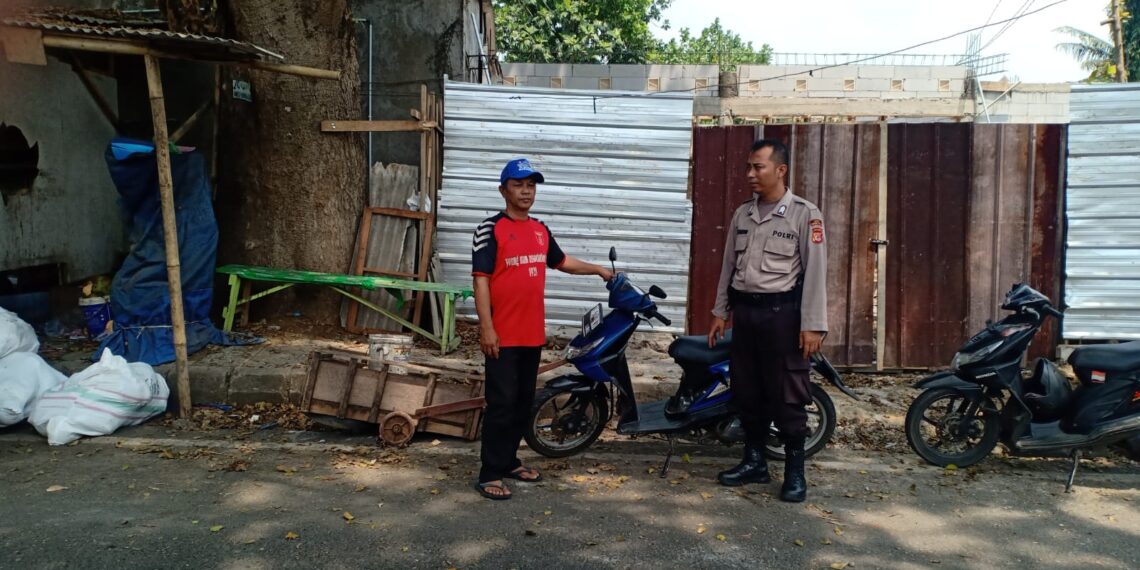 Ciptakan Rasa Aman, Anggota Samapta Polsek Warudoyong Laksanakan Patroli Dialogis di Siang Hari
