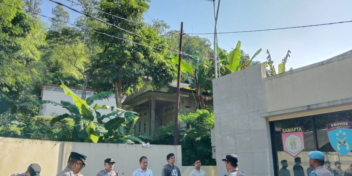 Pimpin Apel Pagi, Kapolsek Cireunghas Berikan Arahan Kepada Anggotanya