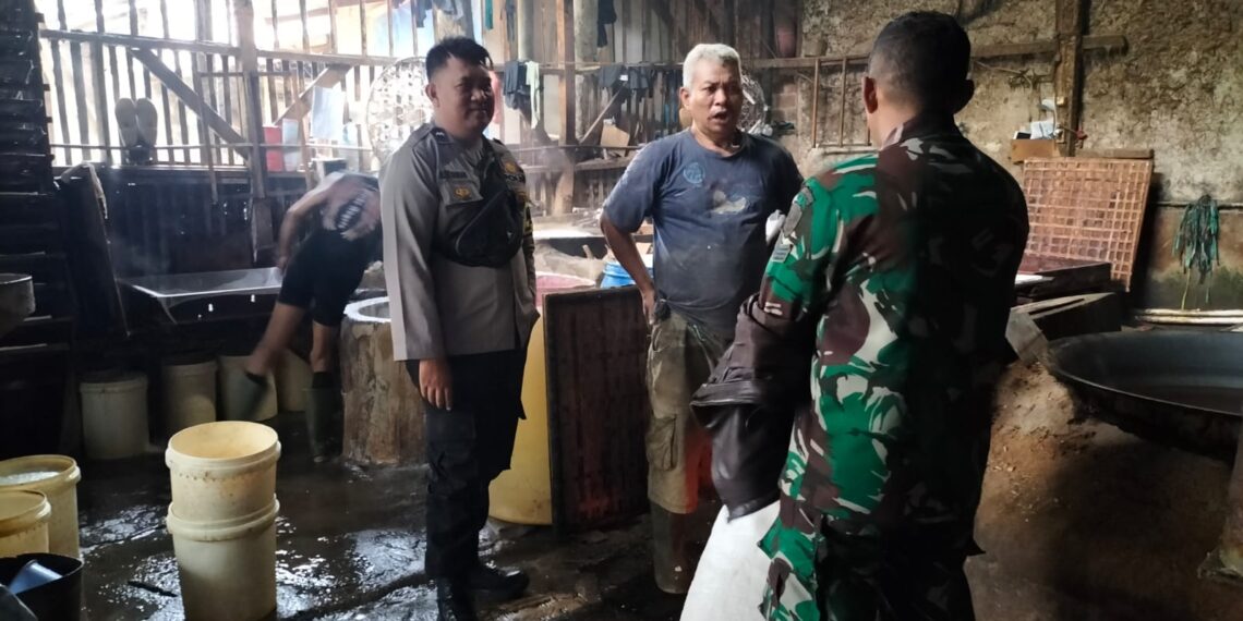 Sambangi Warga Polisi di Kota Sukabumi Sampaikan Imbauan Kamtibmas