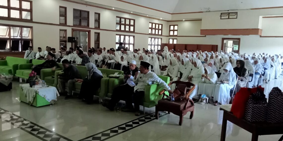 Pengamanan Pembukaan Bimbingan Manasik Haji Bagi Calon Jamaah 1445 H/2024 M