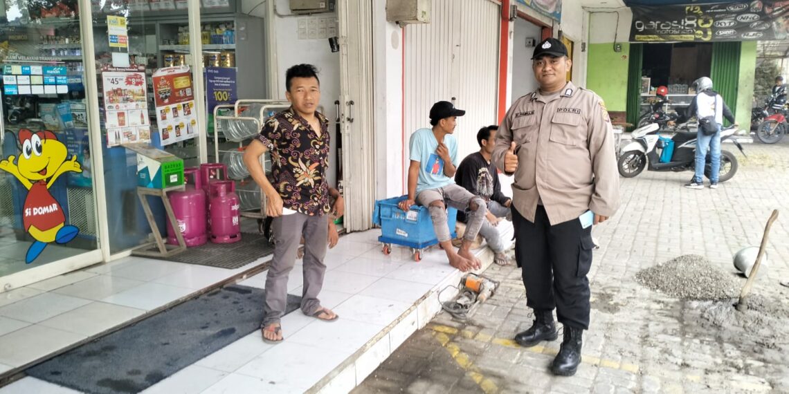 Cegah Kejahatan Pencurian Kendaraan, Unit Samapta Polsek Kebonpedes Patroli Di Pertigaan Ciseke