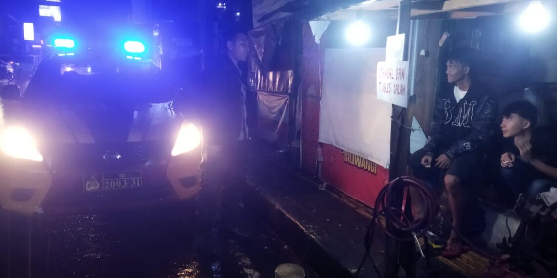 Sampaikan Himbauan Kamtibmas secara Humanis kepada Warga Masyarakat