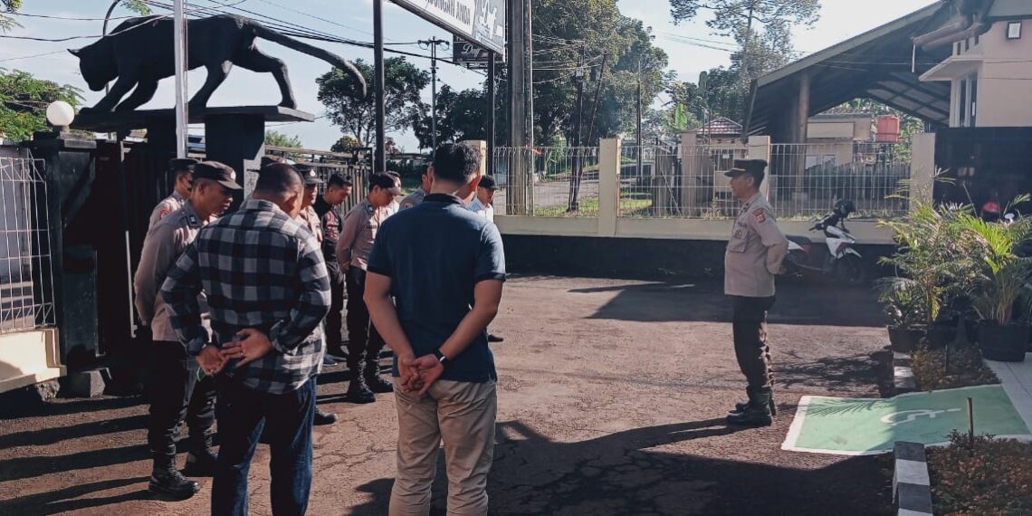 Kedisiplinan Terwujud: Apel Pagi Sebagai Wujud Komitmen Anggota POLRI