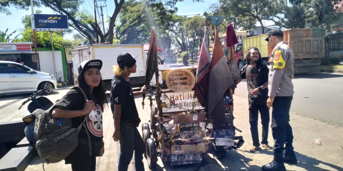 Himbauan Humanis, Bhabin Jayaraksa Ajak Vespa Brekele Jaga Kamtibmas