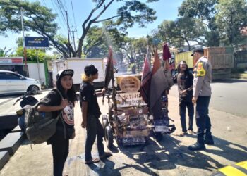 Himbauan Humanis, Bhabin Jayaraksa Ajak Vespa Brekele Jaga Kamtibmas