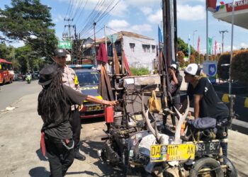 Polsek Baros Laksanakan Patroli Dialogis, Berikan Himbauan Humanis