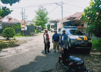 Antisipasi Kejahatan Polisi Lakukan Patroli Himbauan Kepada Masyarakat yang sedang Aktivitas
