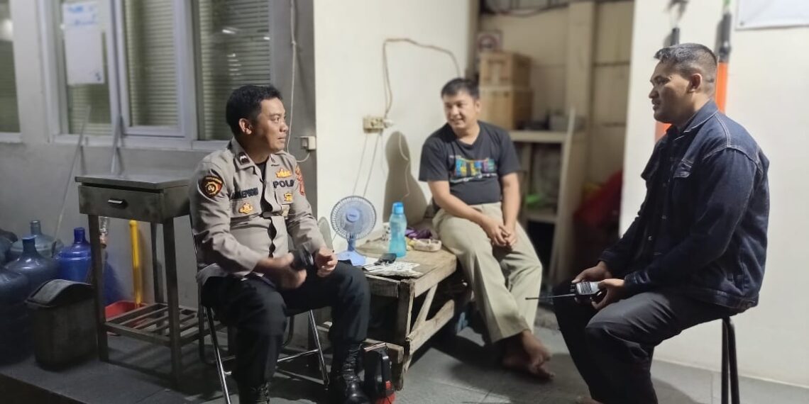 Laksanakan Patroli Malam, Hindari Gangguan Kamtibmas