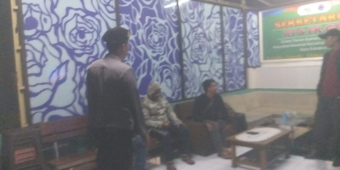 Unit Samapta Polsek Gunungpuyuh Ingatkan Satpam Lebih Tingkatkan Kewaspadaan