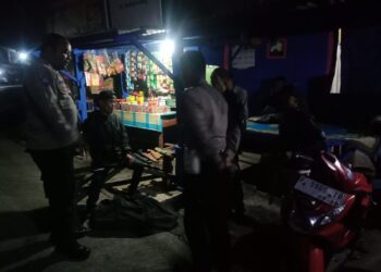 Patroli Dialogis Polisi Polsek Sukalarang Kontrol Ronda Malam Antisipasi C3 Dan Gukamtibmas