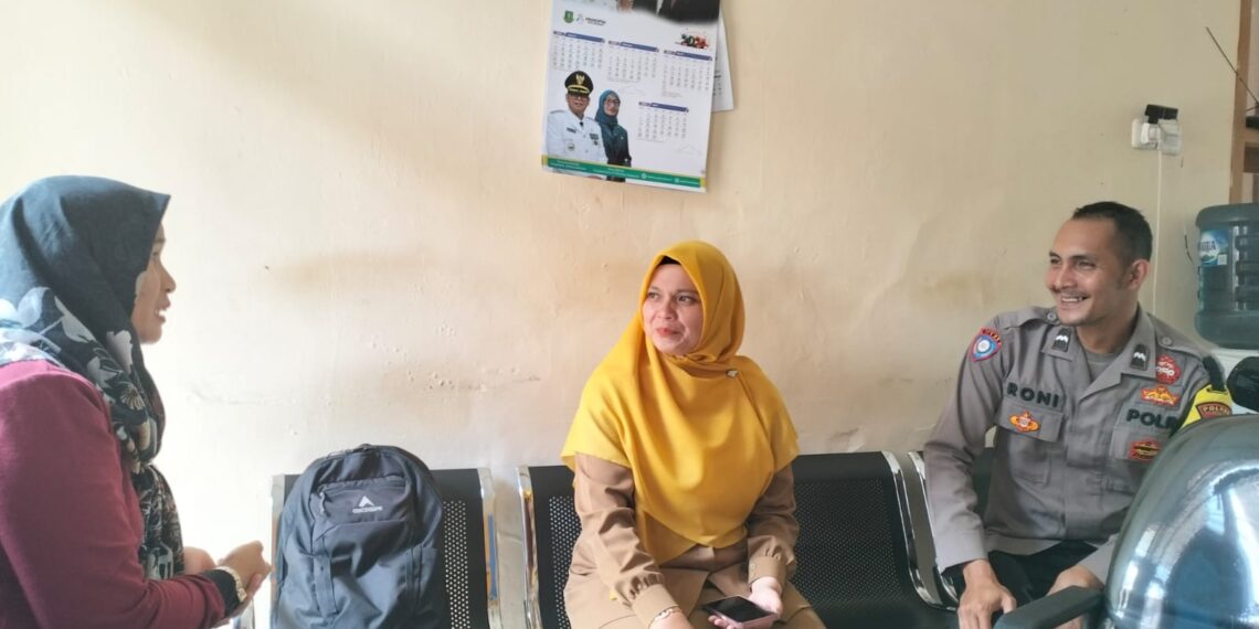 Silaturahmi Anjang Sana, Bhabinkamtibmas Jayaraksa Ajak Lurah Bersinergi