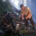 Anggota Polsek Sukaraja Bersihkan Gorong-Gorong Pasca Banjir
