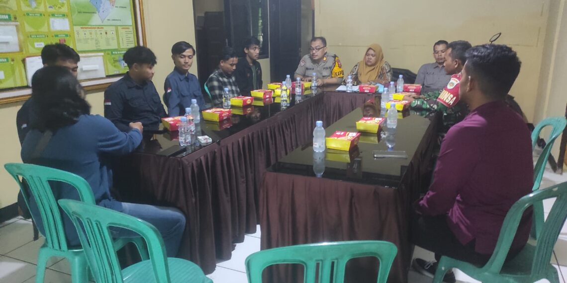 Sampaikan Himbauan Kamtibmas melalui Giat Ngariung Sareng Kapolsek