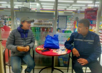 Patroli rutin Polsek Kadudampit untuk Dekatkan dengan Masyarakat