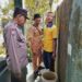 Sambang warga, Bhabinkamtibmas bersama Staf kelurahan Jayamekar sambang warga binaan