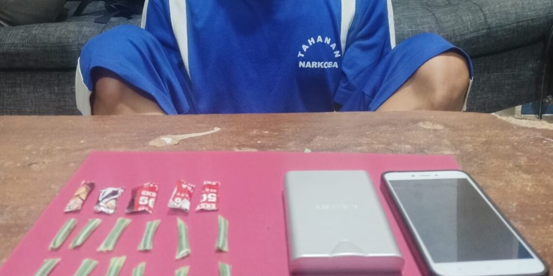 Sembunyikan Sabu di Bungkus Bekas Cemilan dan Sedotan, Pemuda Sukabumi Diciduk Polisi