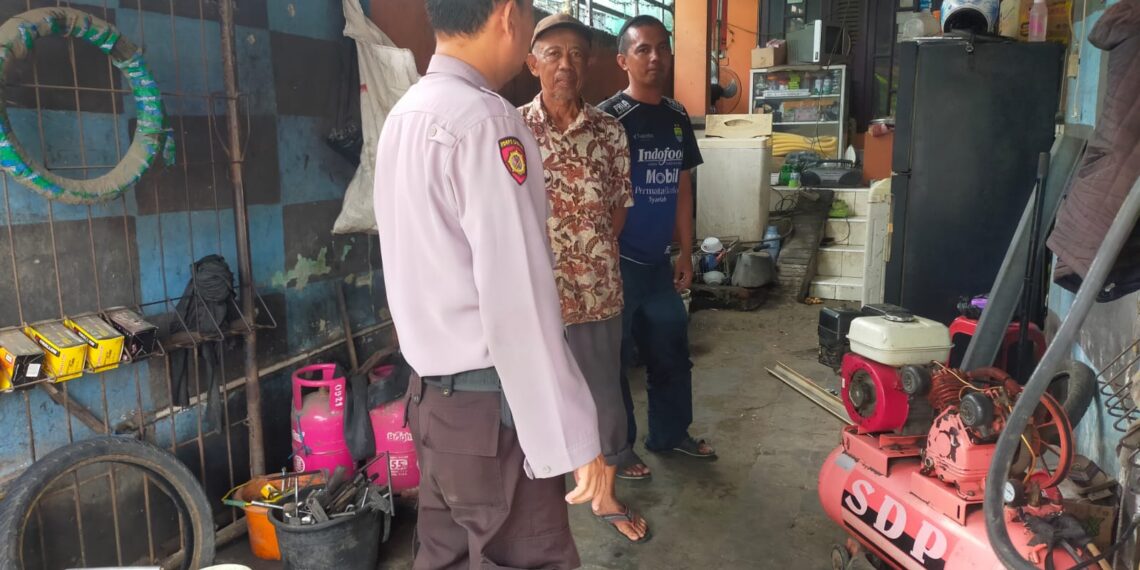 Unit Samapta Polsek Cibeureum Laksanakan Patroli Dialogis Ciptakan Sitkamtibmas Yang Aman dan Kondusif