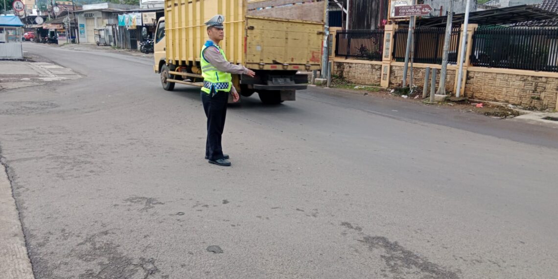 Kapolsek Baros Tempatkan Personil Pagi Hari, Dalam Tingkatkan Pelayanan Polri Kepada Masyarakat