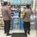 Polsek Sukalarang Patroli Toko Minimarket dan Dialogis dengan Karyawan