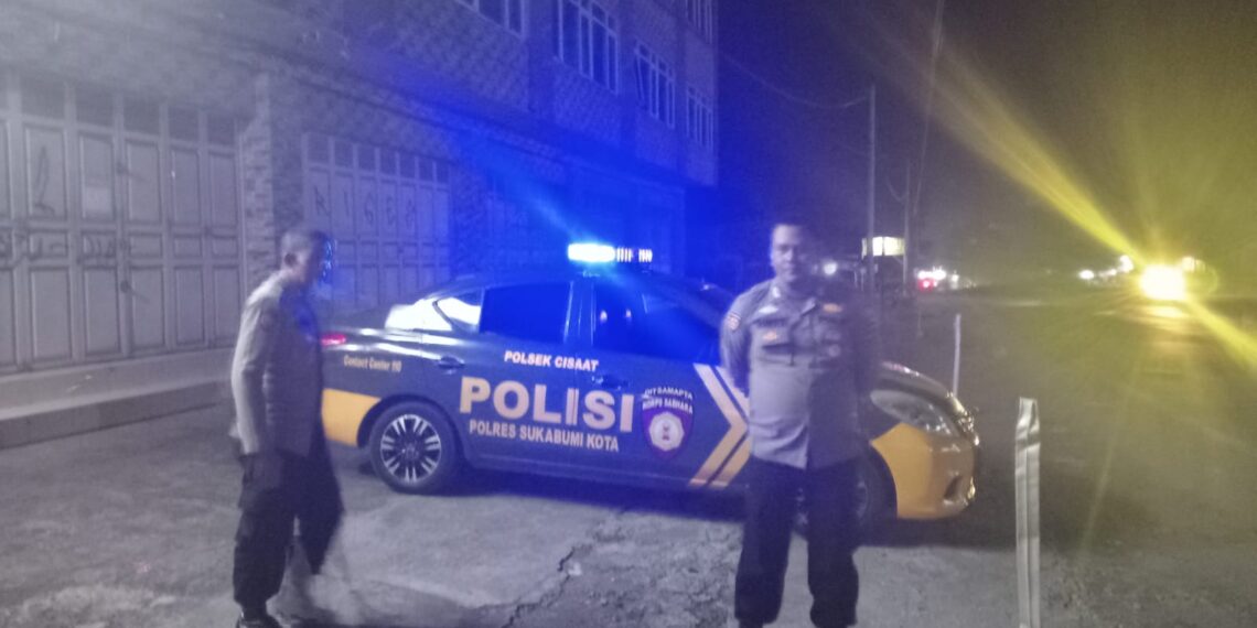 Patroli Malam, Unit Samapta Polsek Cisaat Tekan Kriminalitas dan Gangguan Kamtibmas