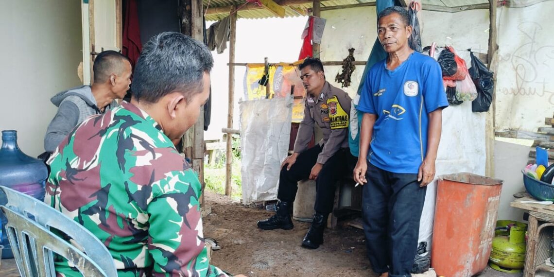 Dekati warga Babinkamtibmas bersinergi dengan Babinsa Sambangi Warga dan Berikan Imbauan Kamtibmas