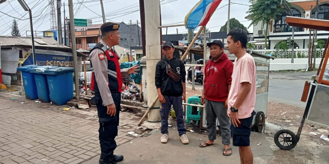Patroli Polsek Lembursitu LaksanakanPatroli Dialogis Dengan Masyarakat
