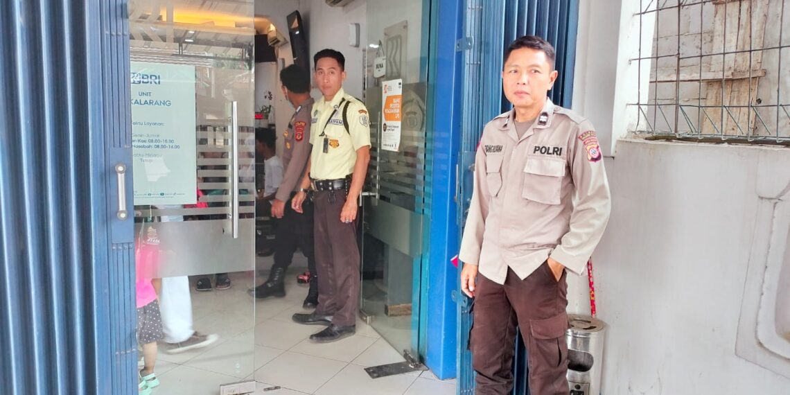 Patroli Siang Hari Menyambangi Objek Objek Vital Di Wilayah Hukum Polsek Sukalarang