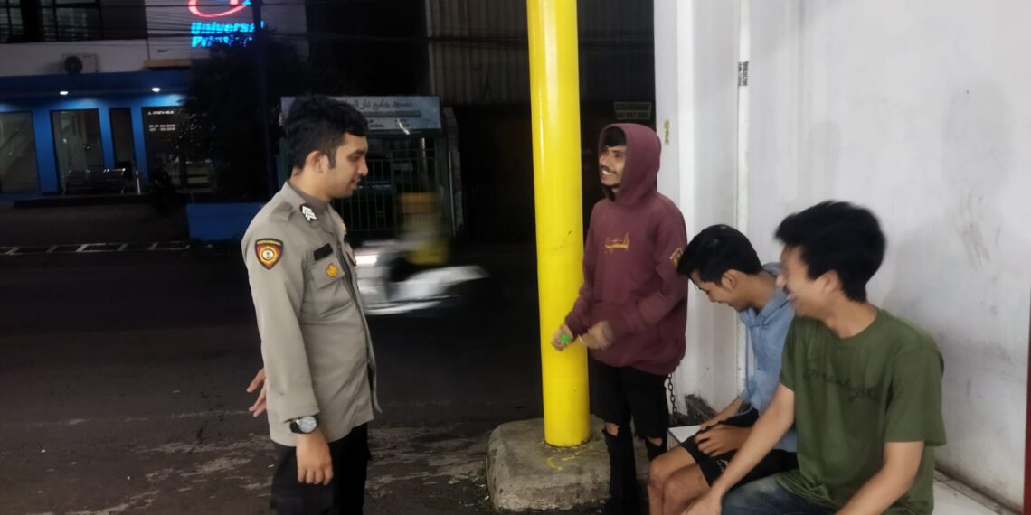 Antisipasi Terjadinya Gangguan Kamtibmas Polsek Citamiang Gelar Patroli KRYD