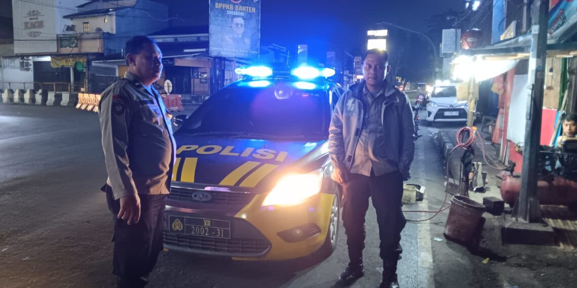 Wujudkan Situasi Yang Kondusif, Polsek Cikole Laksanakan Patroli Wilayah