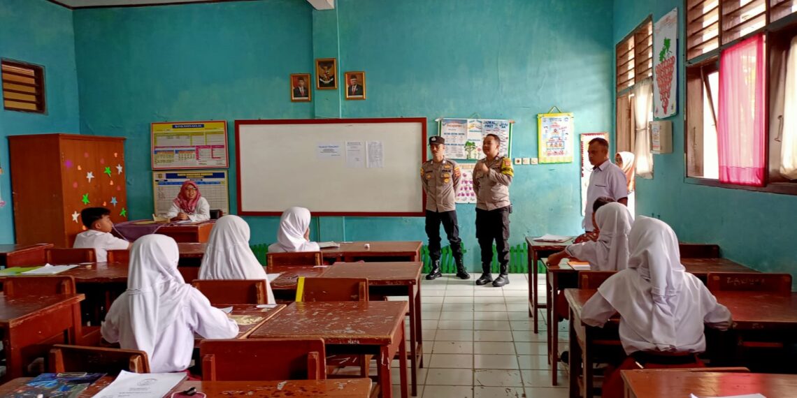 Bhabinkamtibmas Kelurahan Nanggeleng Polsek Citamiang. monitoring Kegiatan Sumatif Akhir Jenjang ( SAJ ).