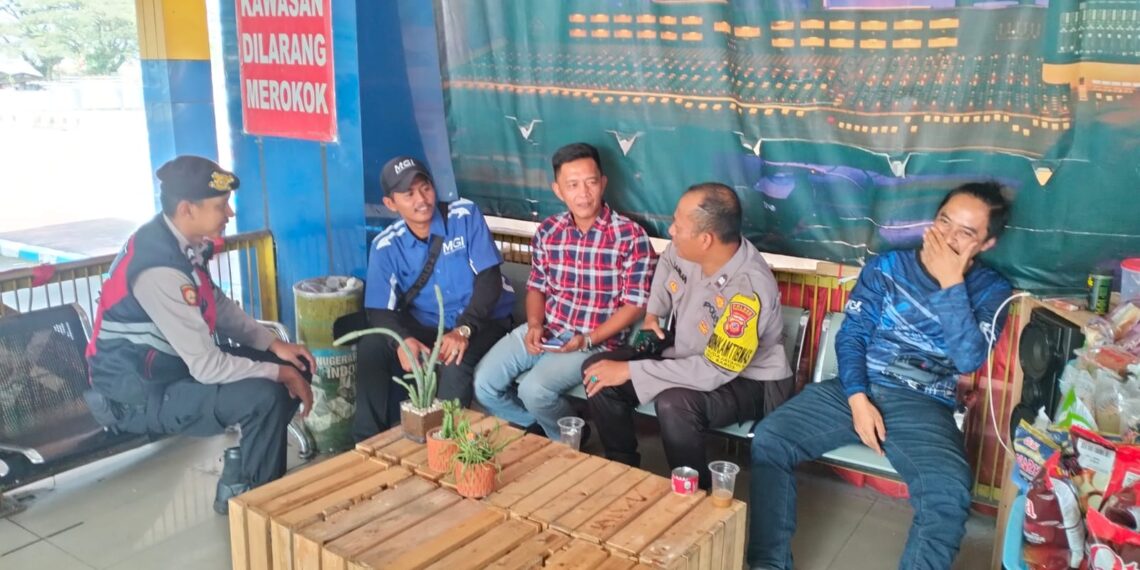 Ciptakan rasa aman, Patroli sambang Terminal K. H Ahmad Sanusi antisipasi lonjakan penumpang libur panjang