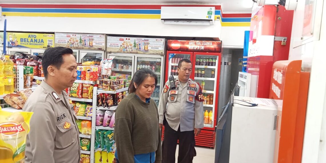 Cegah Kejahatan Perbankkan saat Patroli Siang Polisi kontrol BANK BRI Dan ATM
