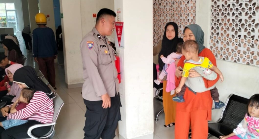 Cegahan Stunting efektifkan Edukasi, Bhabinkamtibmas Polsek Baros Sambangi Warga Binaan