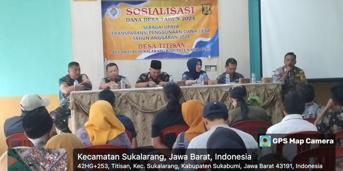 Senergitas TNI – POLRI Bhabinkamtibmas Desa Titisan Hadiri Sosialisasi Dana Desa Taun 2024