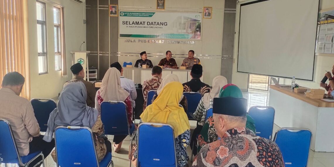 Tingkatkan Sinergitas, Kapolsek Cireunghas Hadiri Kegiatan Koordinasi