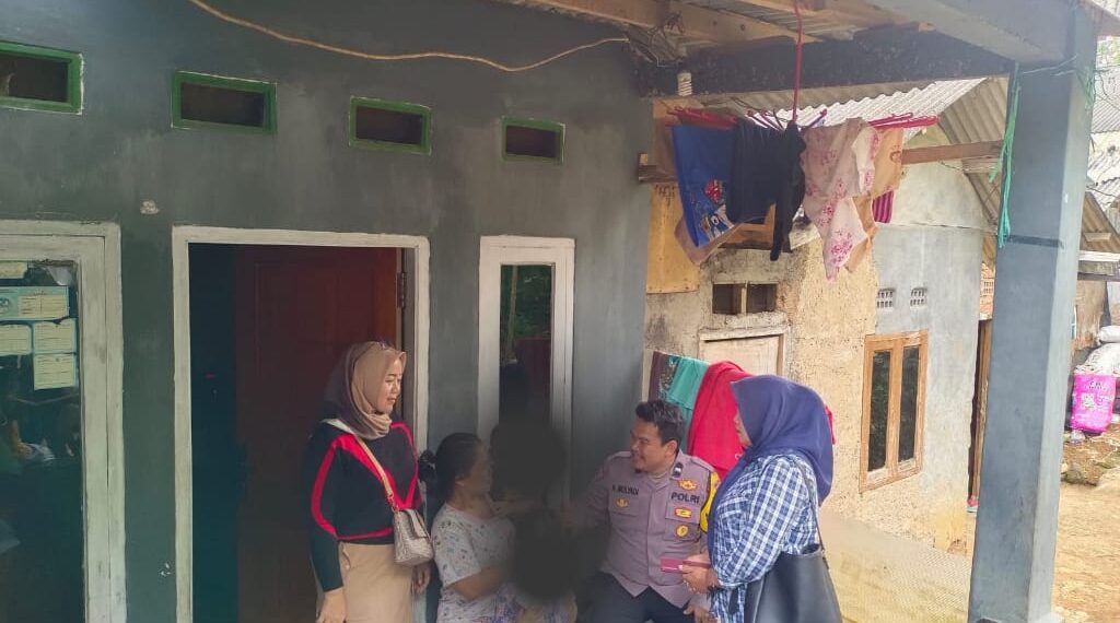 Beri Edukasi Pencegahan Stunting, Bhabinkamtibmas Polsek Citamiang Sambangi Warga Binaan