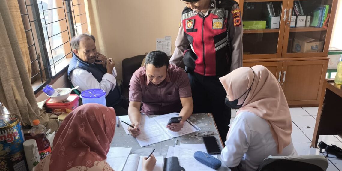 Ciptakan rasa aman, Patroli sambang Staf kelurahan Sudajayahilir jalin Silaturrahmi Keakraban Kamtibmas