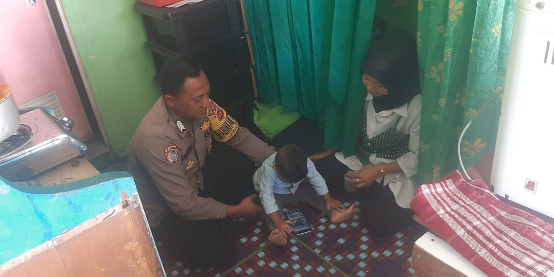Dukung Percepatan Penurunan Stunting, Bhabinkamtibmas Desa Titisan Sampaikan Himbauan Kepada Warga Desa Binaan