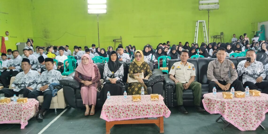 Kanit Binmas Polsek Sukalarang Hadiri Halal Bihalal PGRI Kecamatan Sukalarang