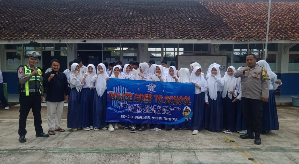 Polisi Goes To School di SMP ISLAM AL – GHAZALI Sukalarang Dan Sosialisasi Akan Pentingnya Tertib Berlalu Lintas
