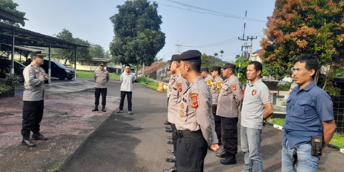 Polsek Warudoyong Gelar Apel Pagi Sebagai Bentuk Kedisiplinan