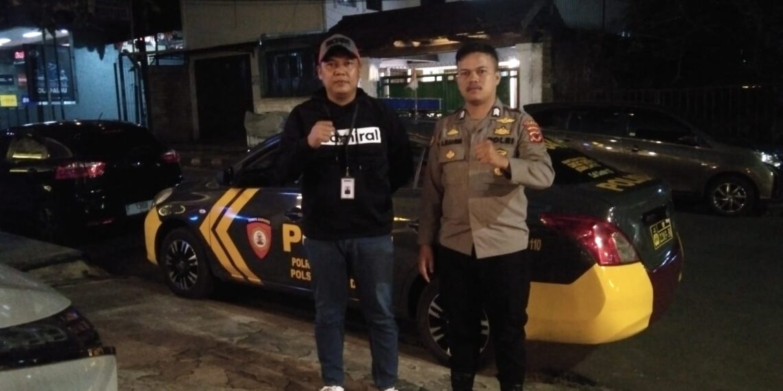 Antisipasi Gukamtibmas, anggota patroli Polsek Warudoyong Polres Sukabumi Kota Gencar Laksanakan Patroli Malam Hari.
