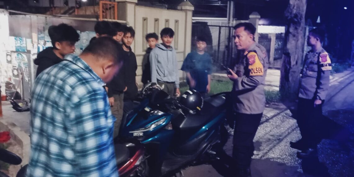 Antisipasi Terjadinya Gangguan Kamtibmas Kapolsek Citamiang Gelar Patroli KRYD.