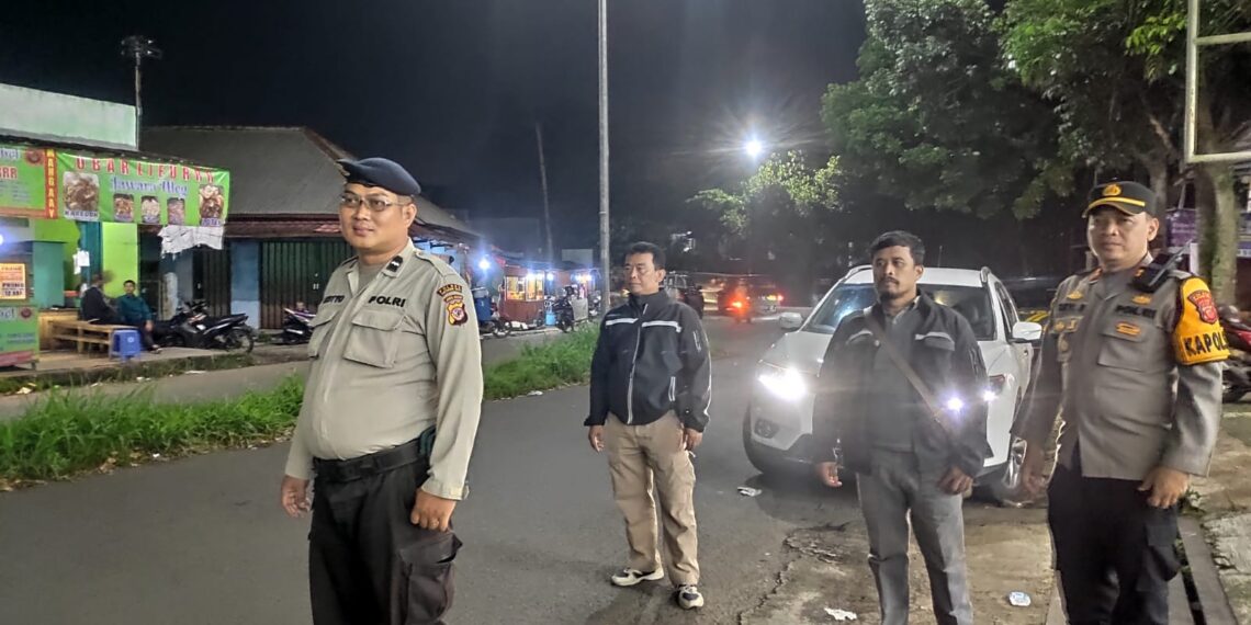 Polsek Kebonpedes Patroli Antisipasi Gukamtibmas Malam Minggu Cegah Gangguan Kamtibmas