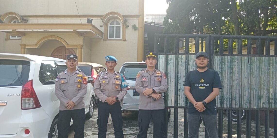 Berikan Rasa Aman, Polisi Lakukan Pengamanan Ibadah Rutin di Gereja  Pantekosta Sukabumi