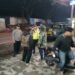 Antisipasi  Kejahatan malam Kapolsek Sukalarang Pimpin Patroli KRYD Himbauan Kepada Pemuda Yang Masih Nongkrong