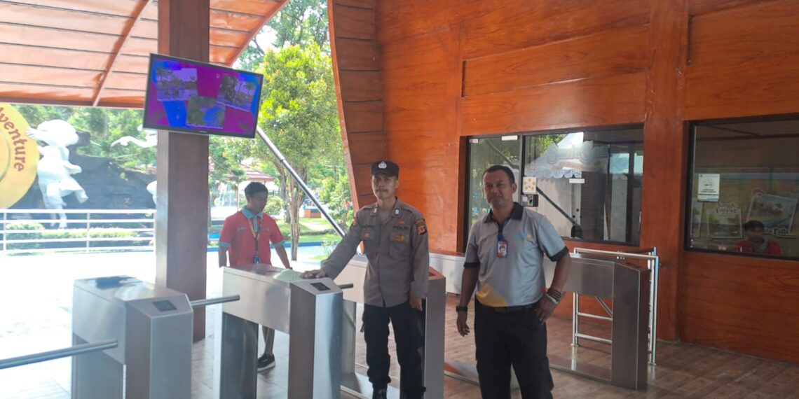 Guna Ciptakan Keamanan dan Kondusif, Polsek Citamiang Patroli Dialogis Santa Sea Waterpark Sukabumi