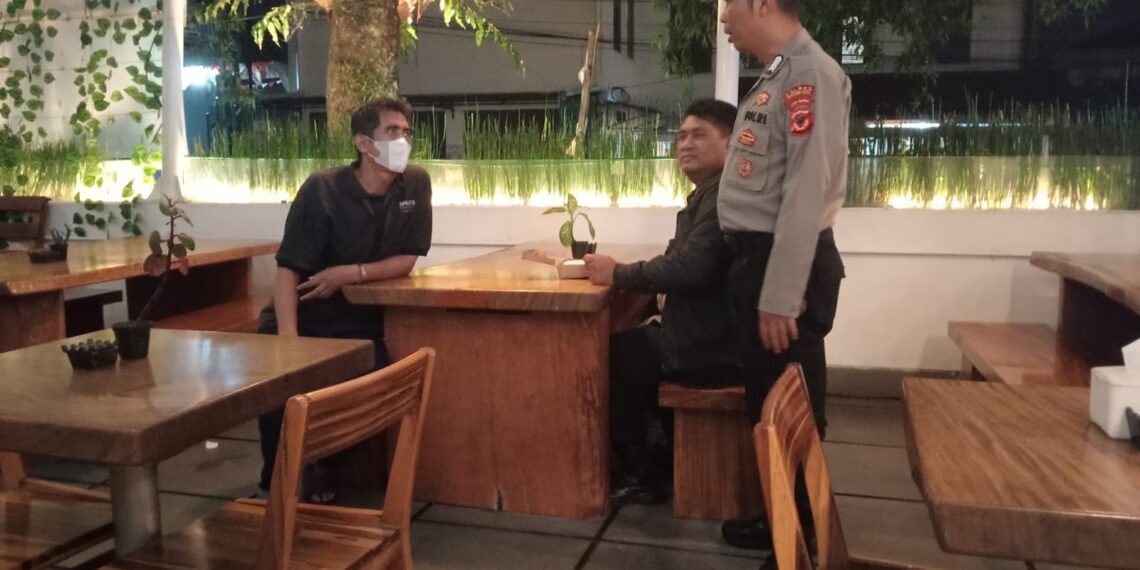 Antisipasi Gukamtibmas, Anggota Patroli Polsek Warudoyong Gencar Laksanakan Patroli Malam Hari