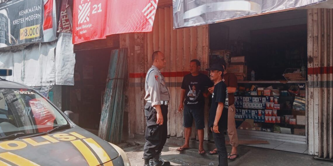 Guna Ciptakan Keamanan dan Kondusif, Polsek Citamiang Patroli Dialogis dan Sambangi Warga